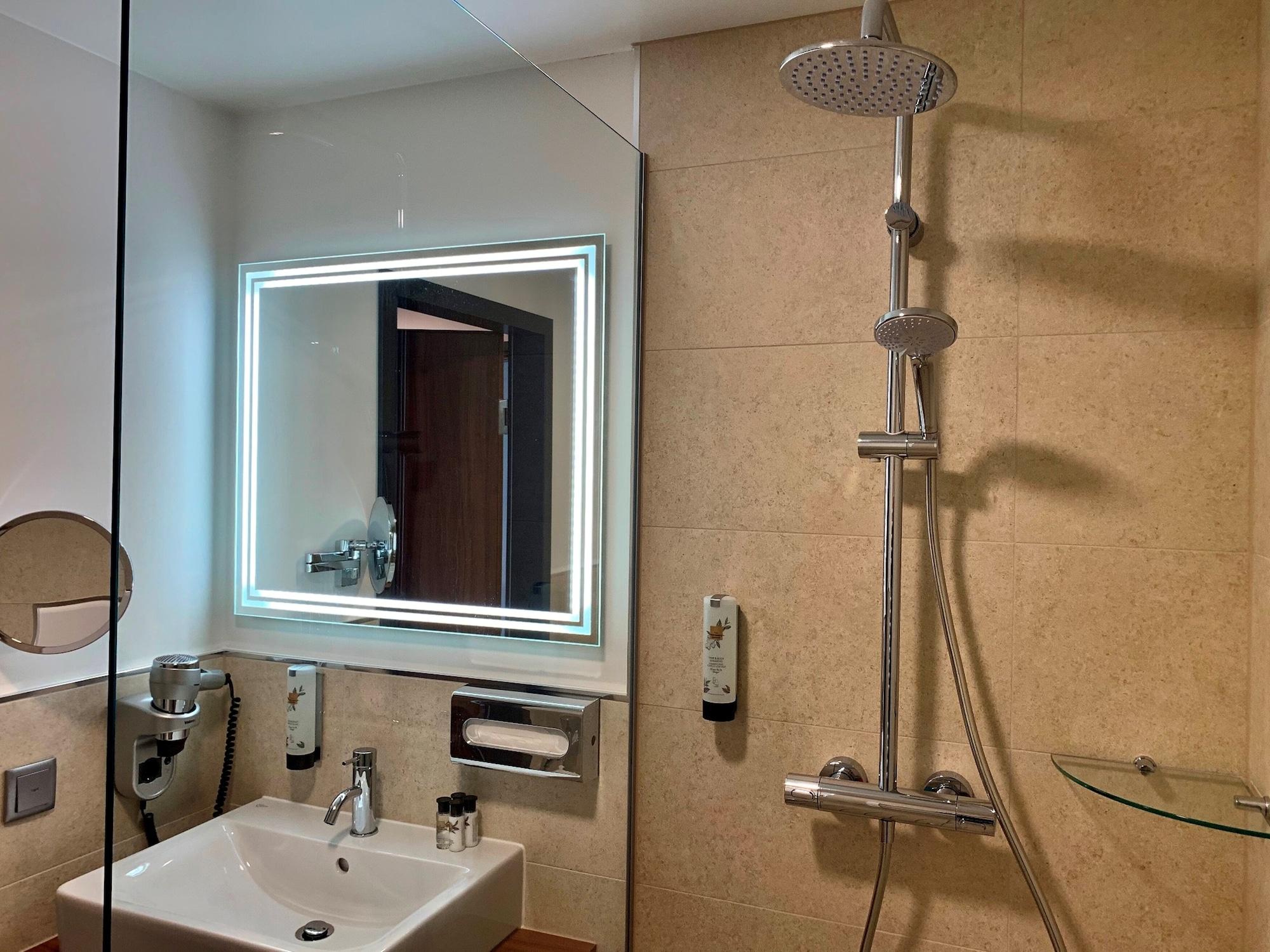 Amedia Linz, Trademark Collection By Wyndham Exterior photo