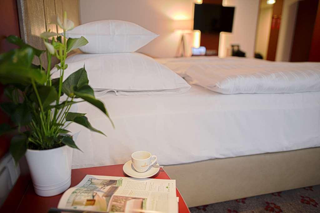 Amedia Linz, Trademark Collection By Wyndham Room photo